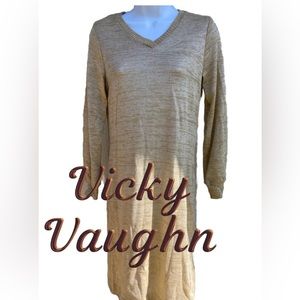 Womens Vintage Vicky Vaughn Beige Gold Sparkly Sweater Dress Size 7